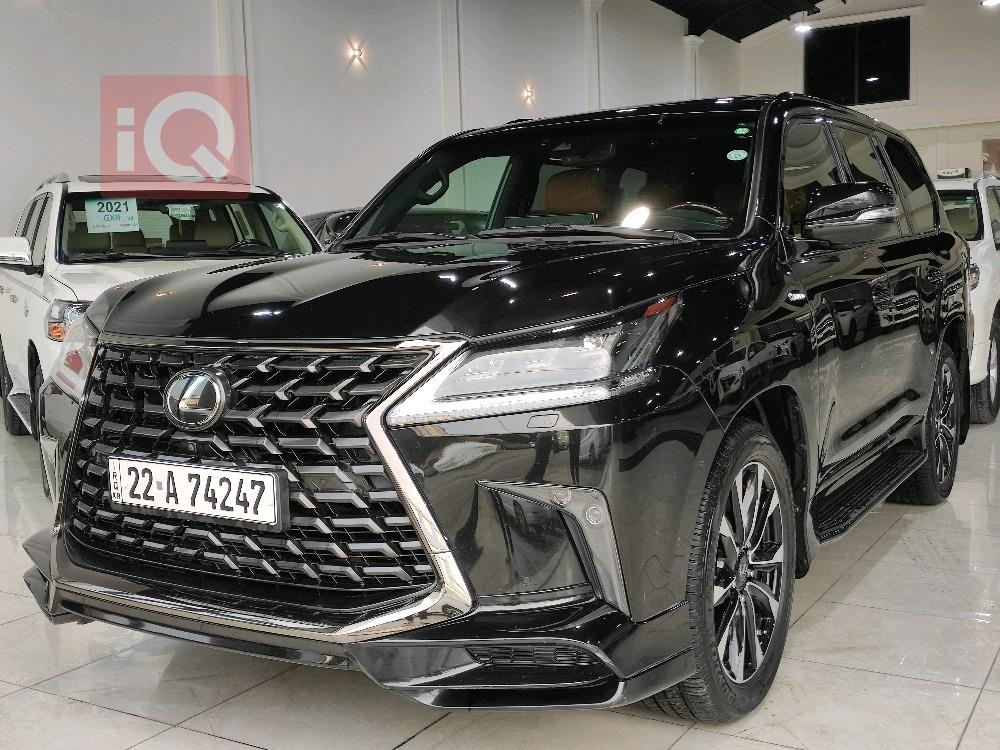 Lexus LX